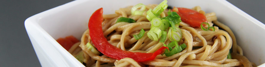 yet-ca-mein stir-fry